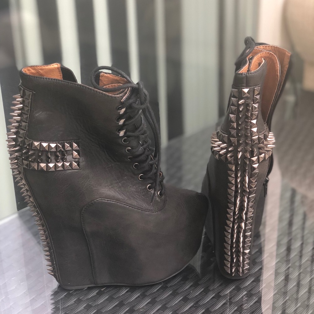 Jeffrey Campbell damsel cross leather boot
